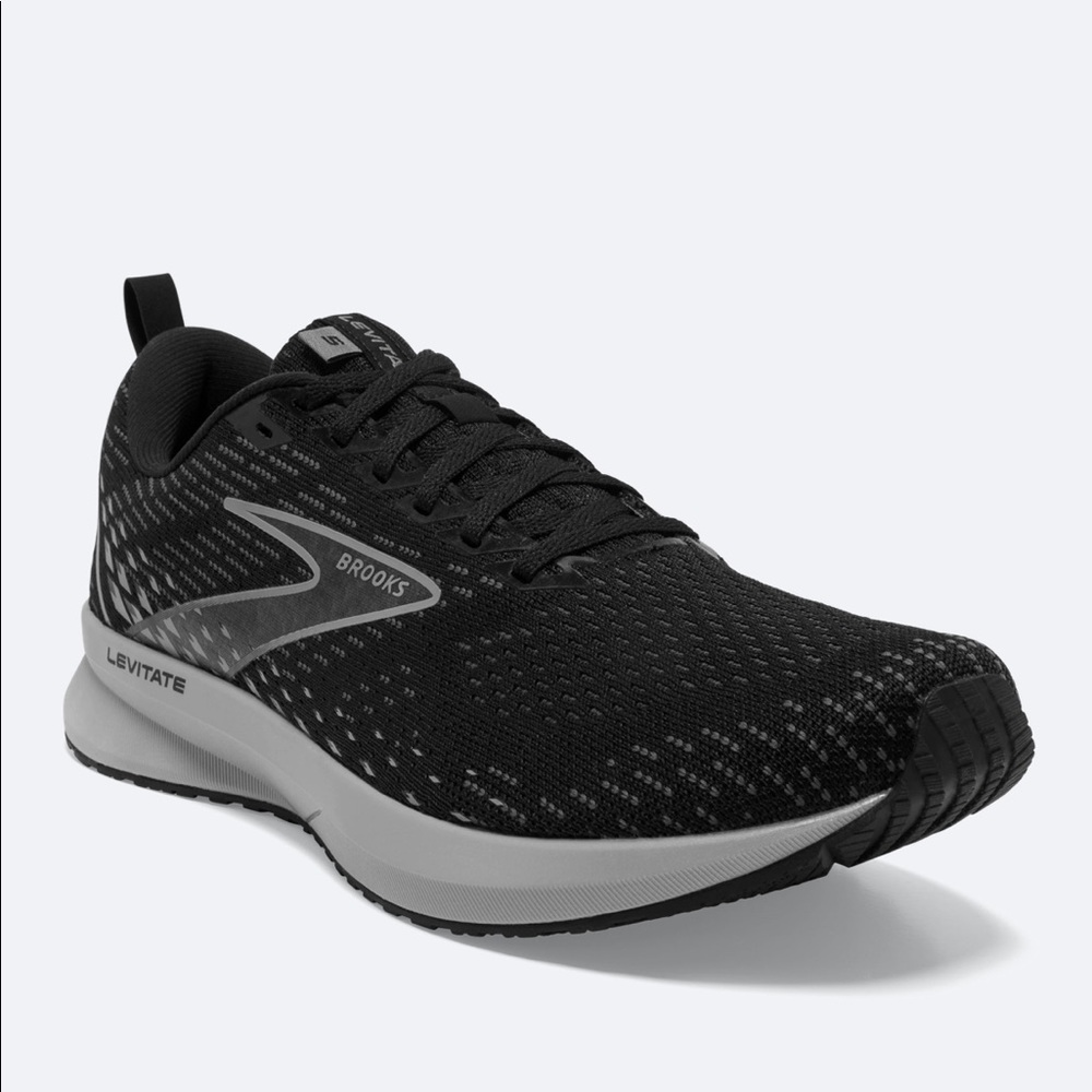 Brooks Levitate 5